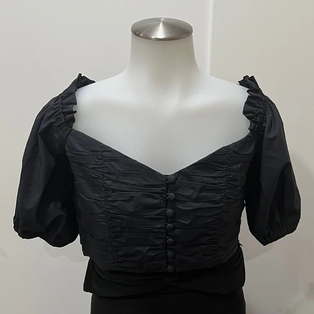 Tops - Picture 1 of 3